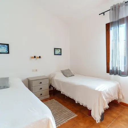 Villa Villa Oliver By Menorcampc | Fantastica Casa